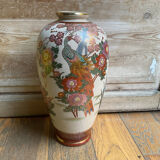 Vintage Japanese vase