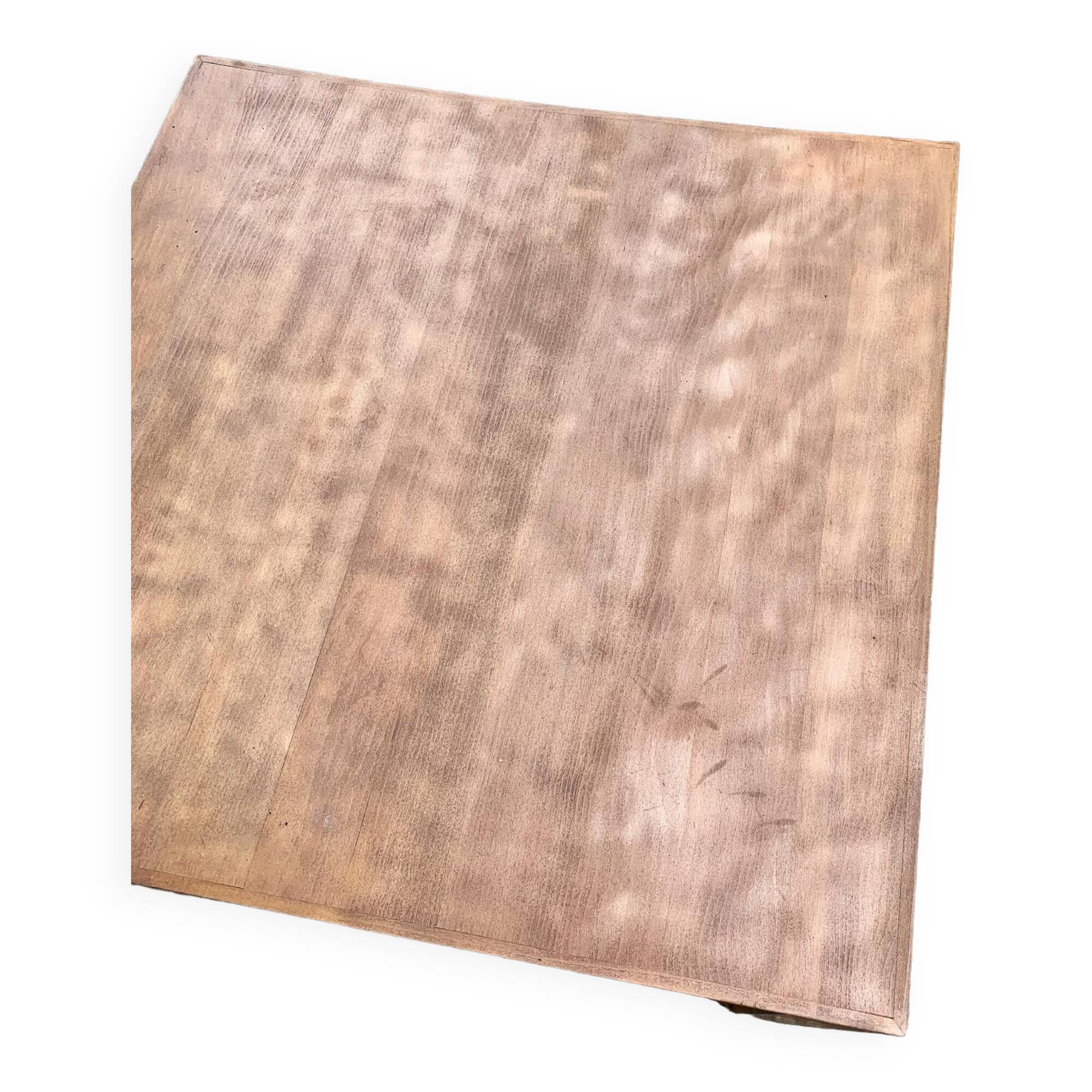 Square minimalist table