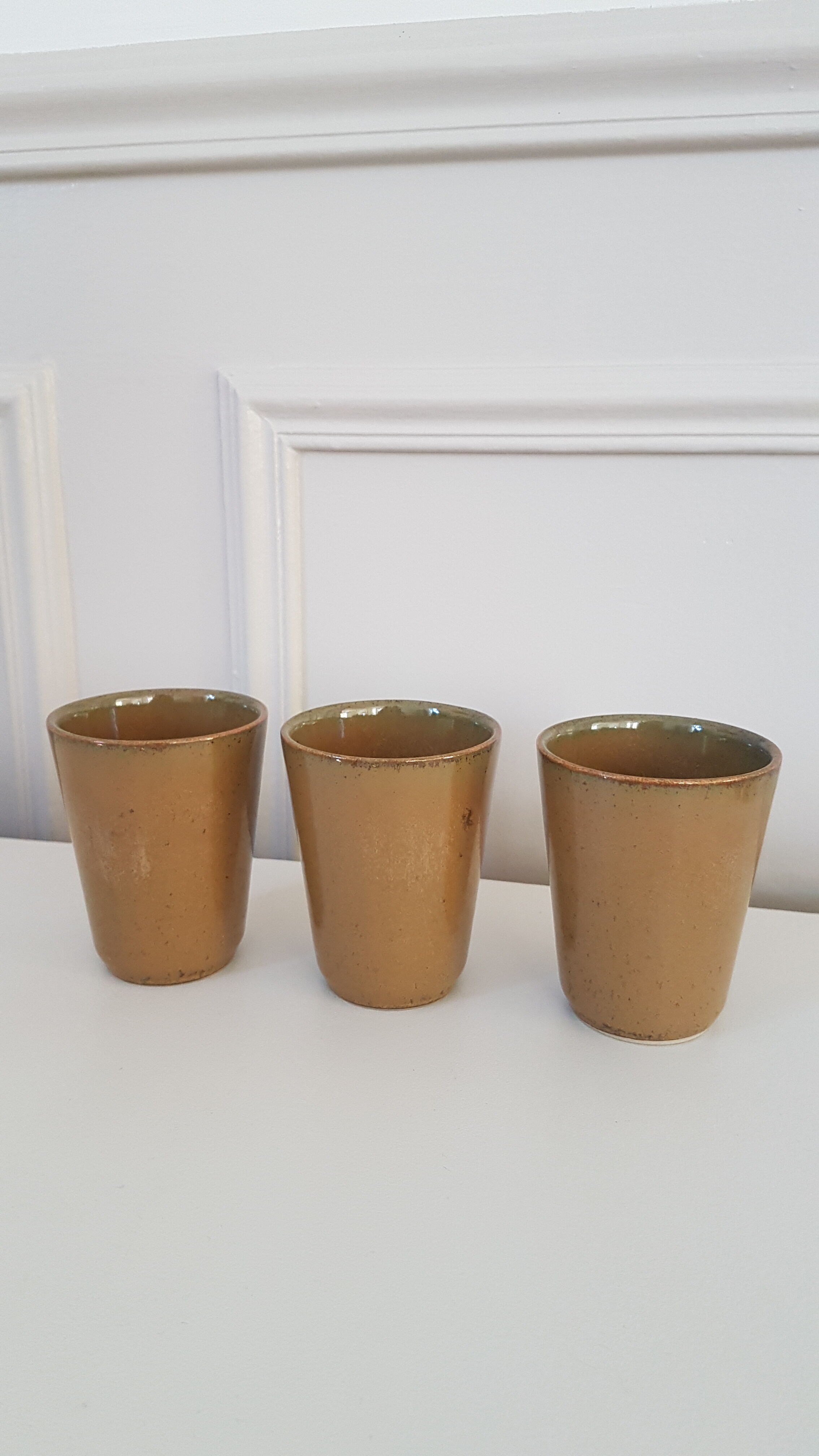 3 stoneware cups