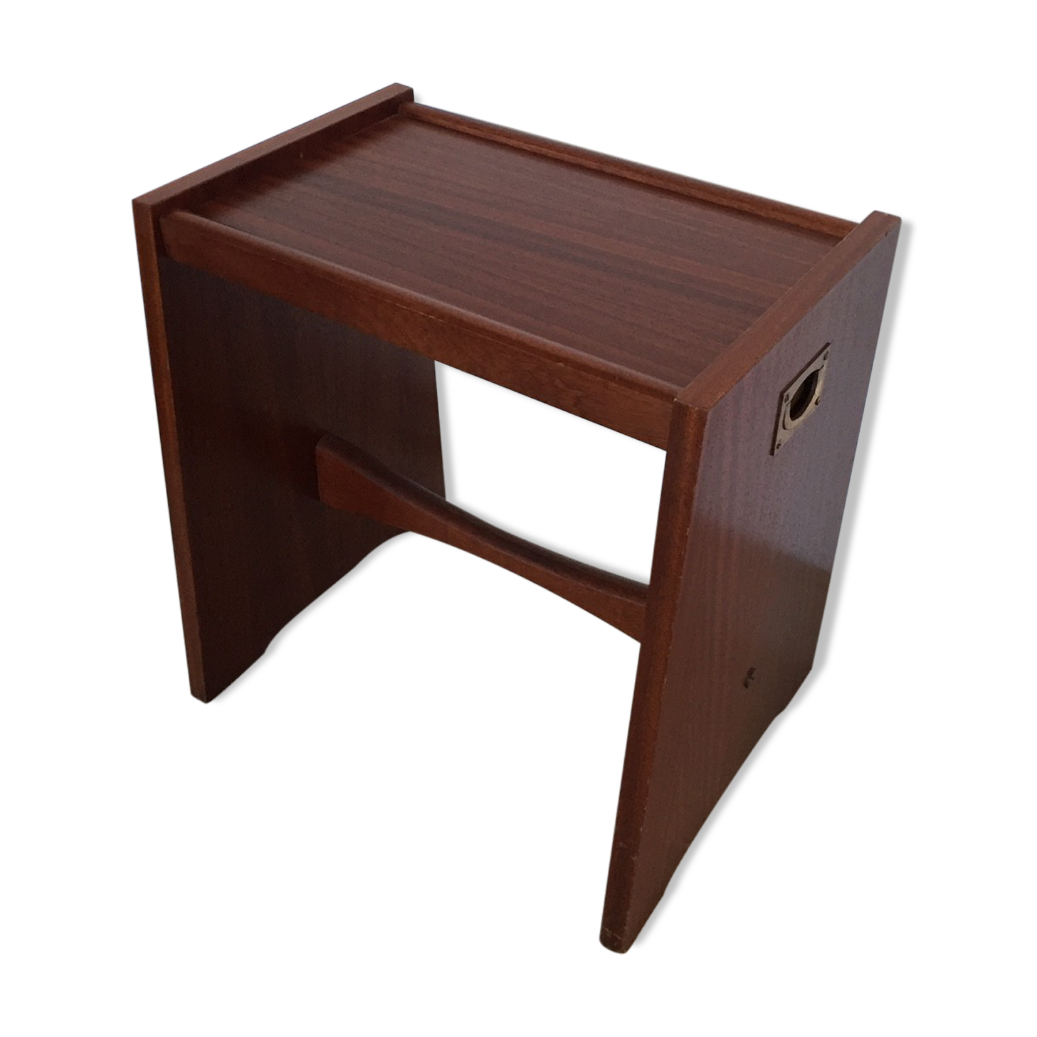Scandinavian bedside sofa tip