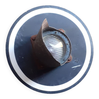 Former SNCF traffic light