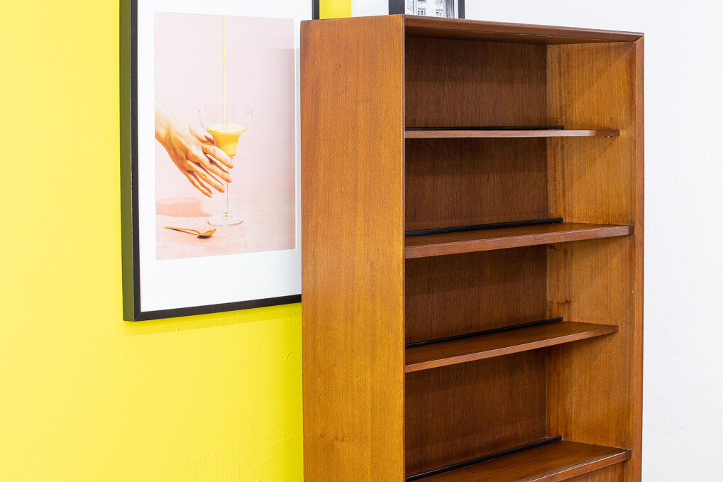 Scandinavian bookcase – 91 cm