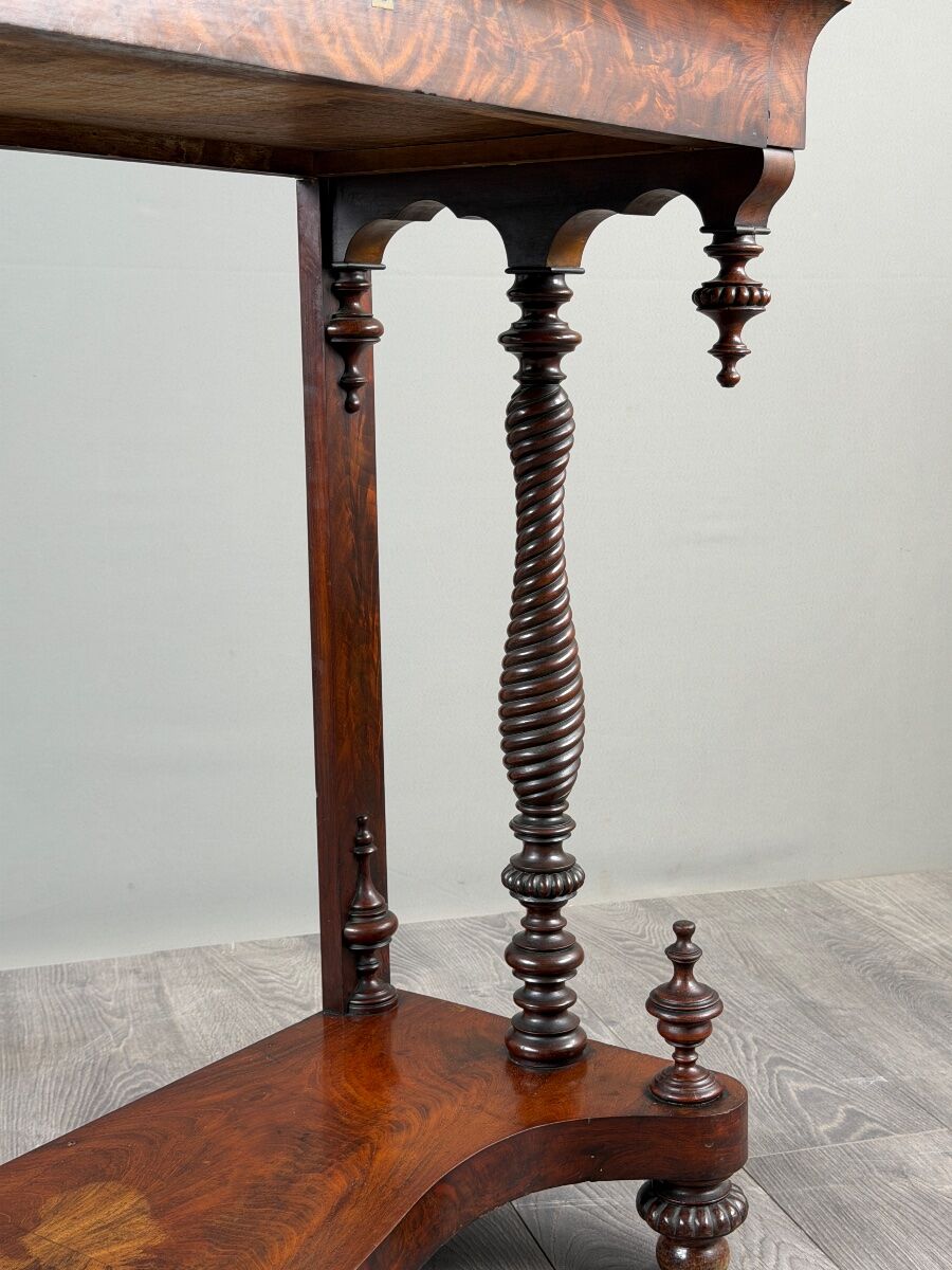 Console Napoléon III en acajou et marbre blanc, XIXe Siècle