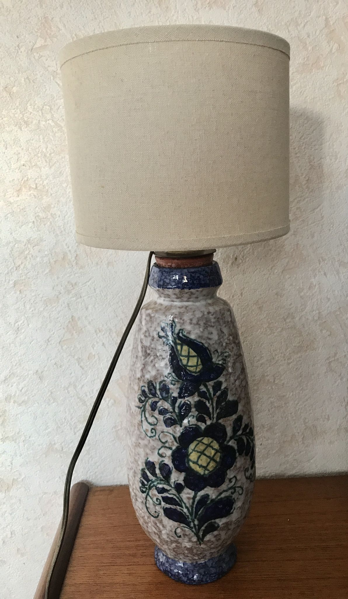 Pied de lampe en grès décor floral bleu nuit