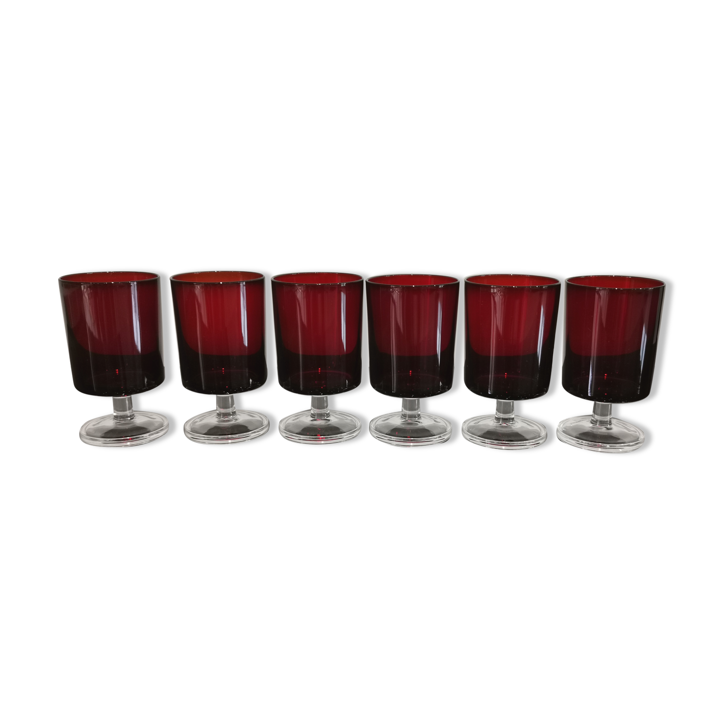 6 glasses of wine/water on foot ruby red color, Cavalier Luminarc France, vintage 70s