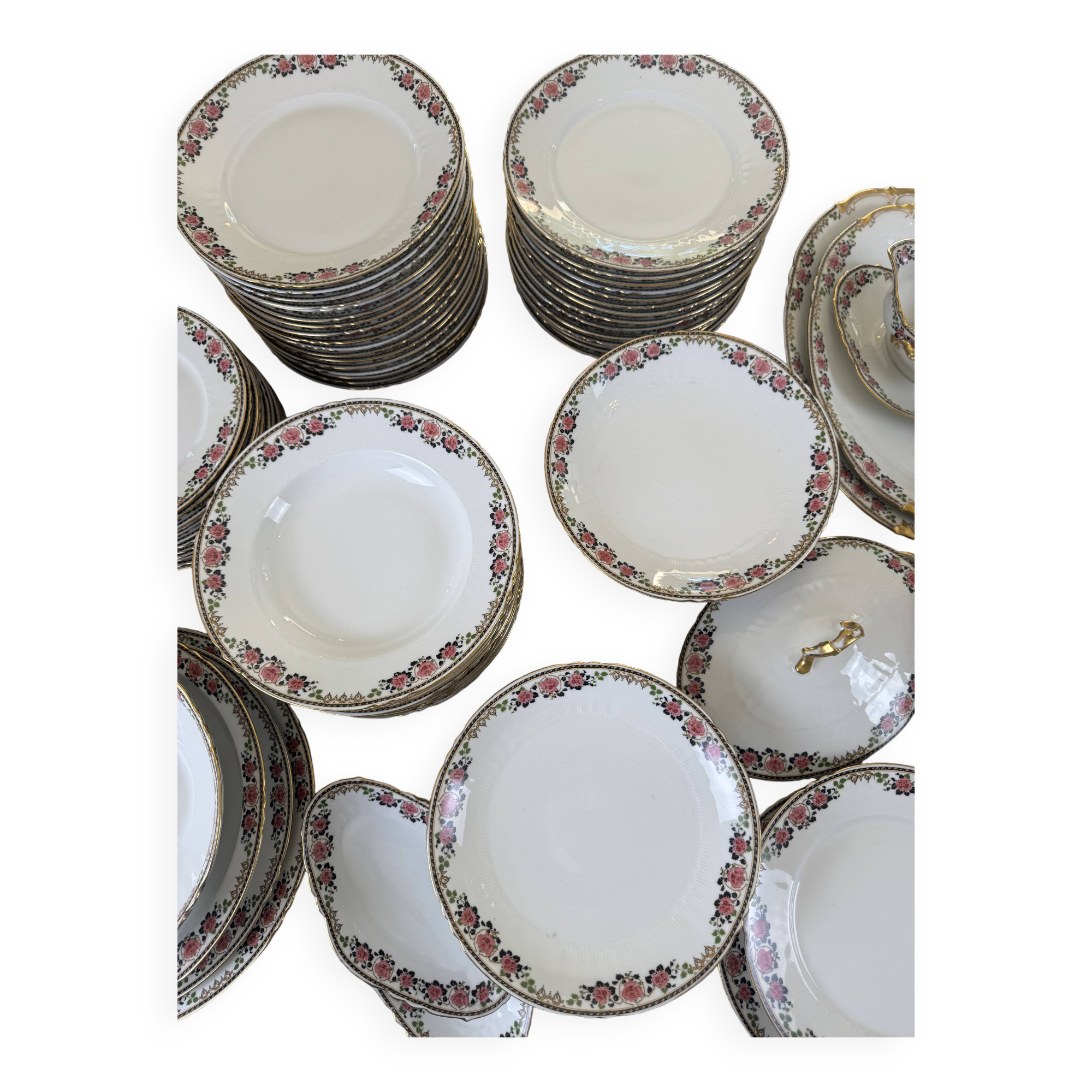 66-piece Limoges porcelain service, mid-20th century