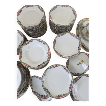 66-piece Limoges porcelain service, mid-20th century