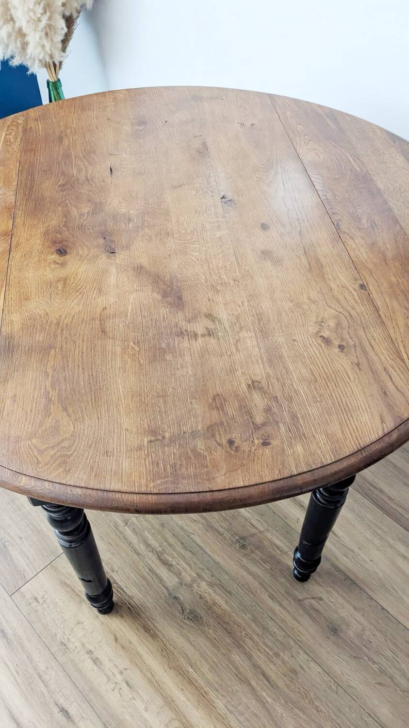 Old shuttered table
