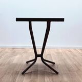 Industrial pedestal