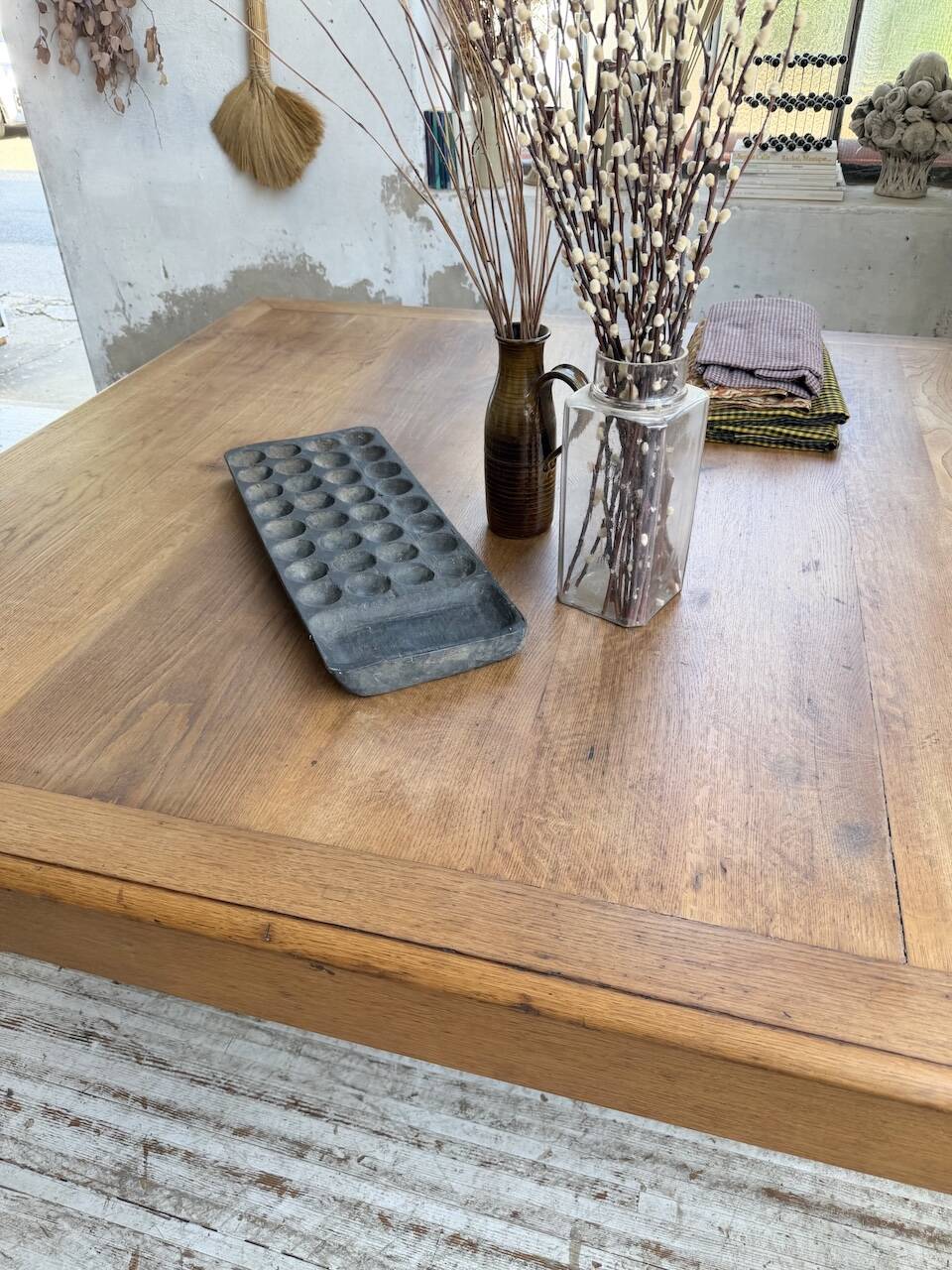 Grande table de ferme XL chêne « carrée » conférence 1950