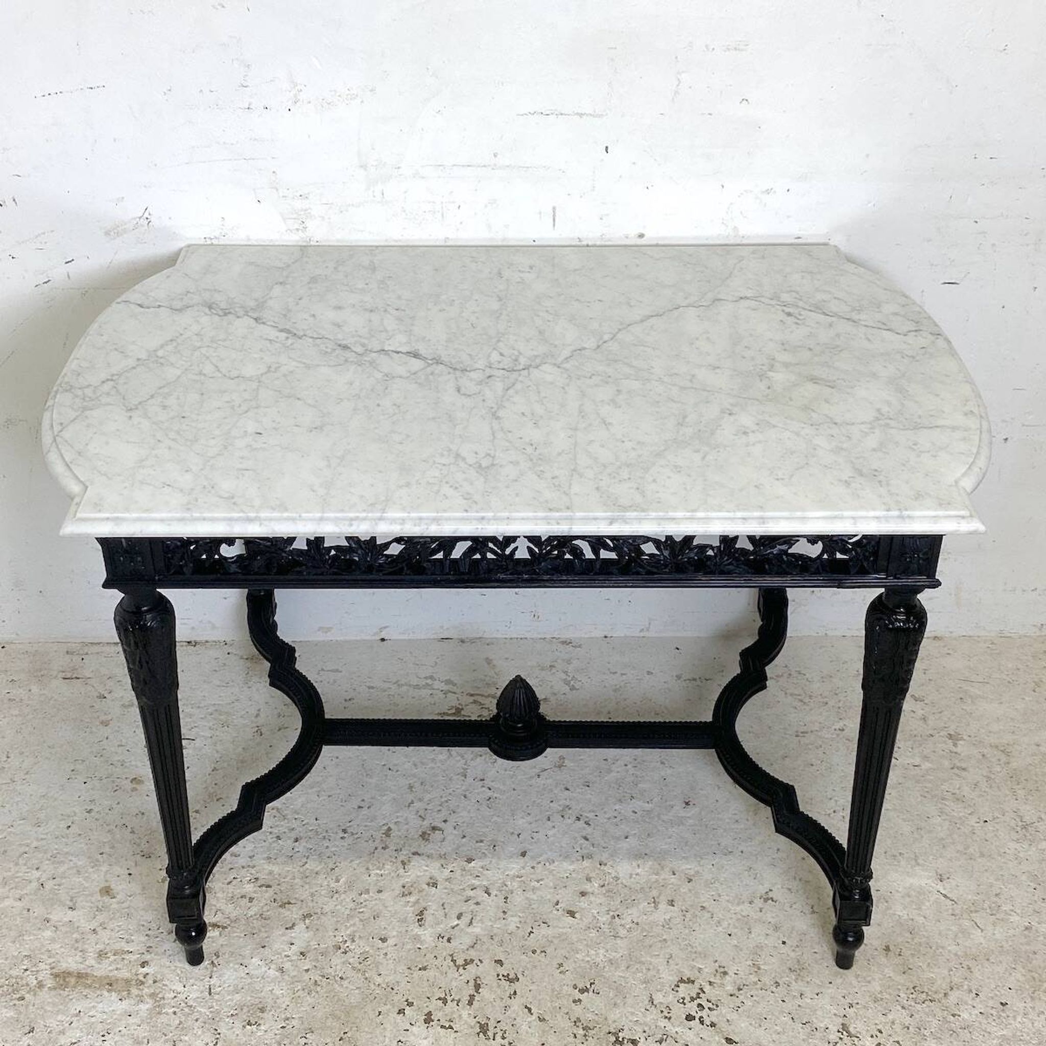 Console ou table de milieu style Louis XVI du XIXème siècle