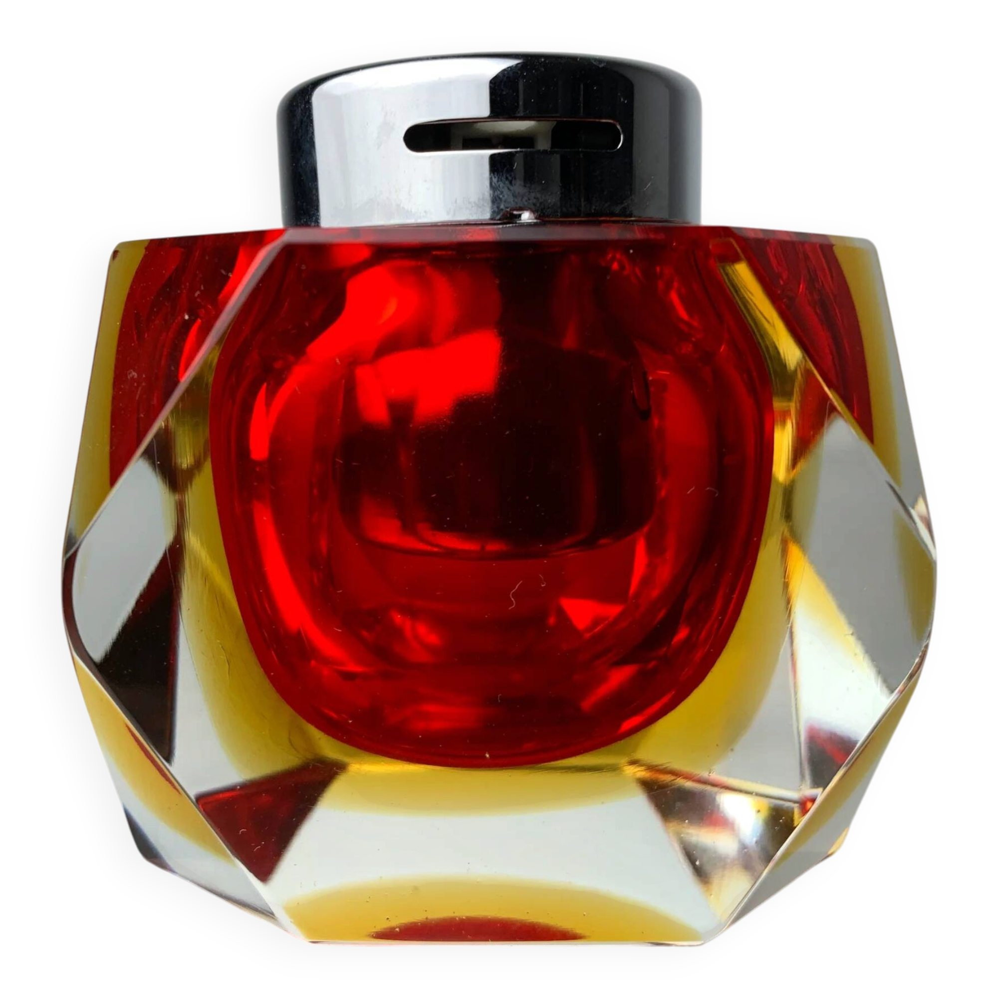 Briquet facetté Sommerso par Seguso, en verre de Murano rouge et jaune, Italie, années 1970
