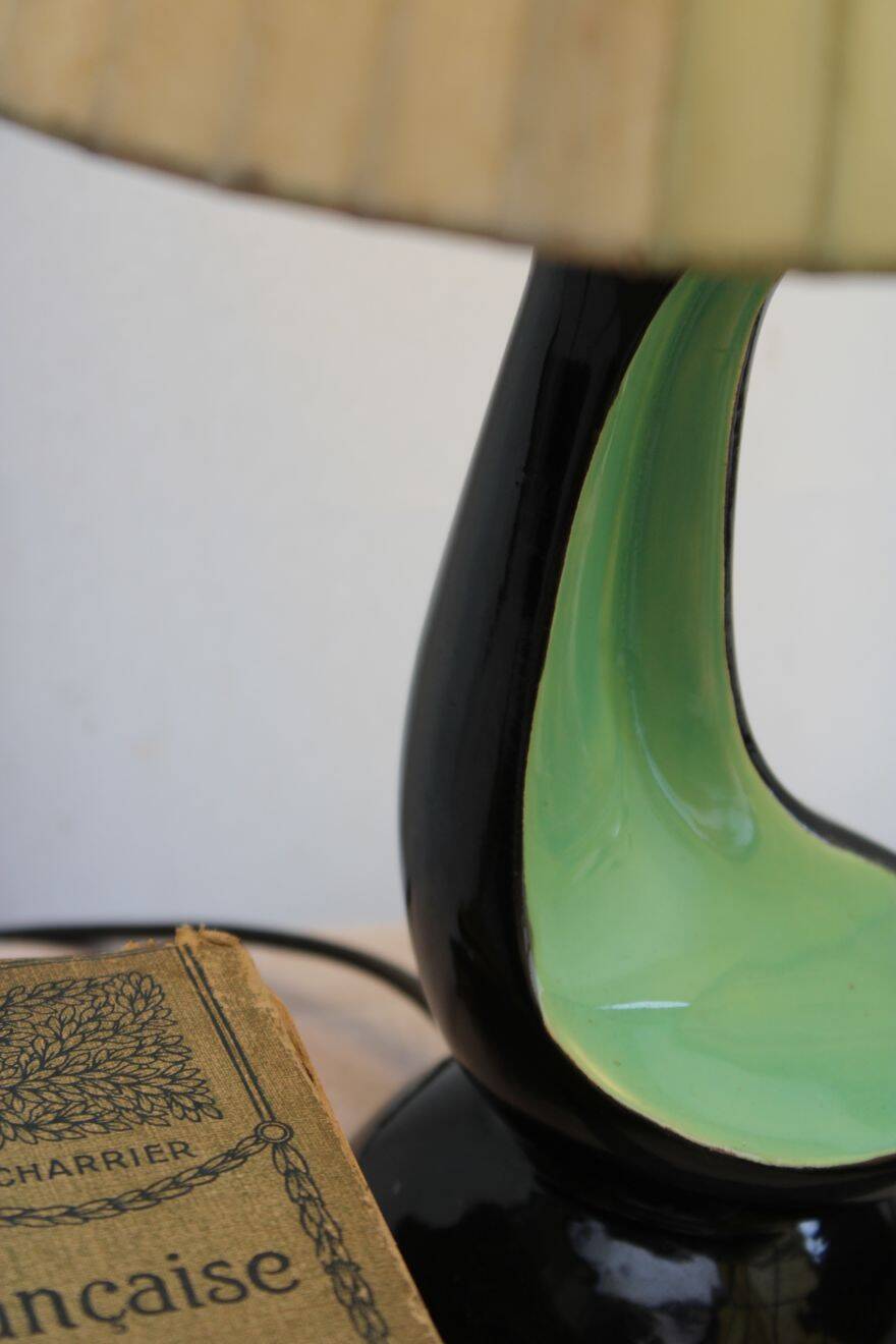 Ancienne lampe en céramique