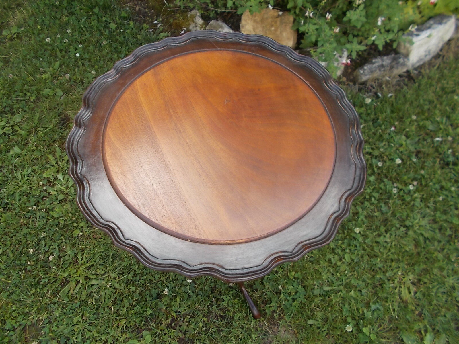 Mahogany pedestal table