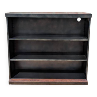 Industrial shelf
