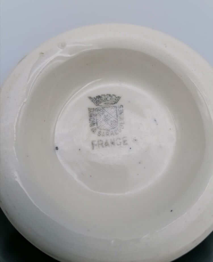 Two Sarreguemine bowls