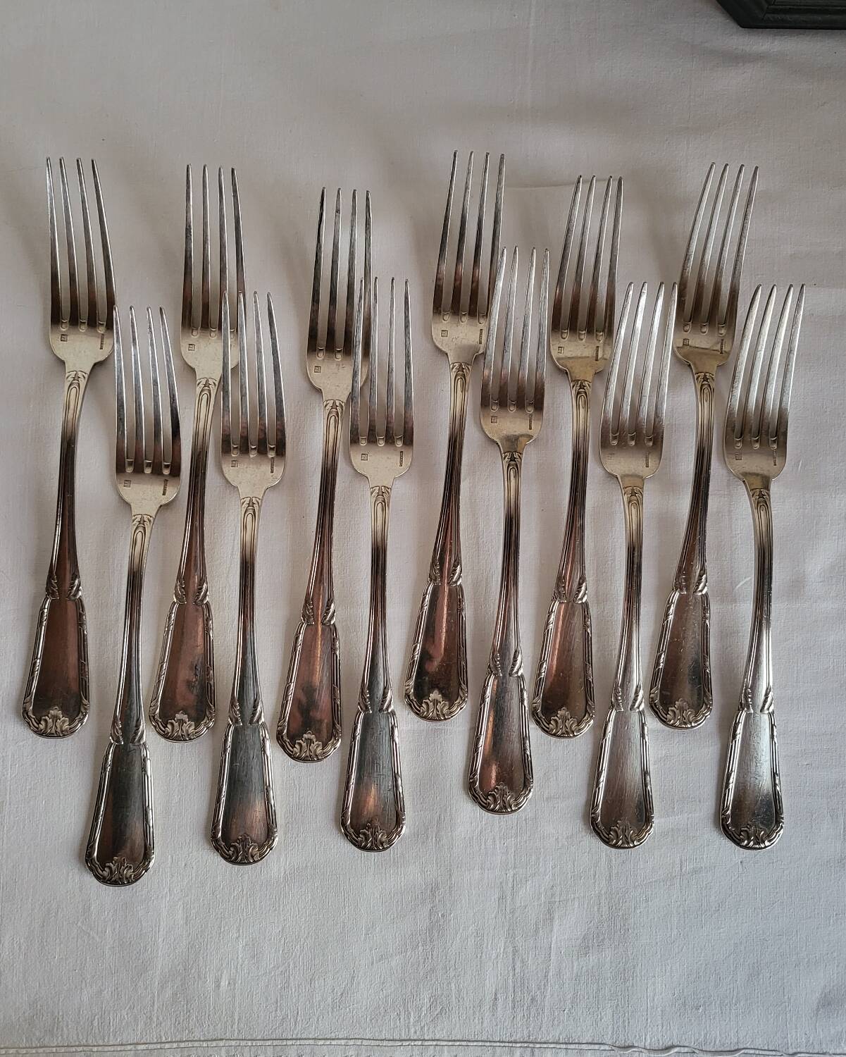12 Fourchettes en métal argenté Boulenger Couverts de table