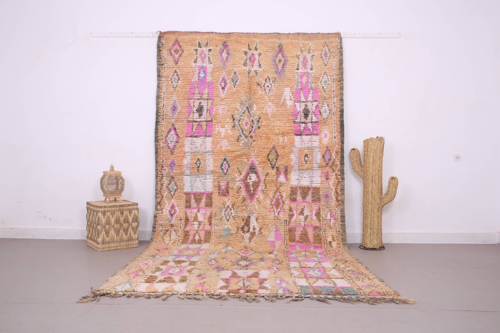 Peach Vintage Moroccan Rug 182 x 348 cm - Berber Wool Rug For Living Room