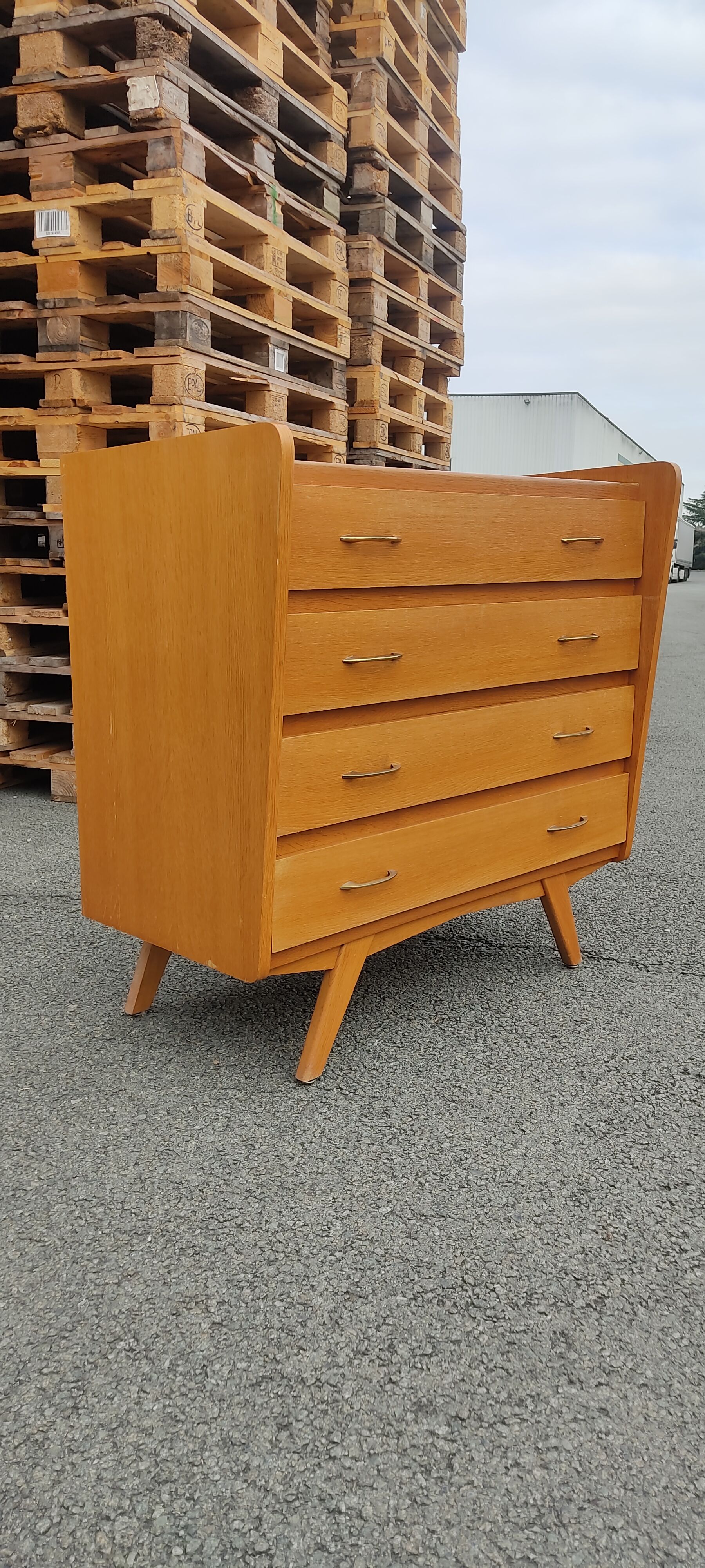 Vintage chest of drawers