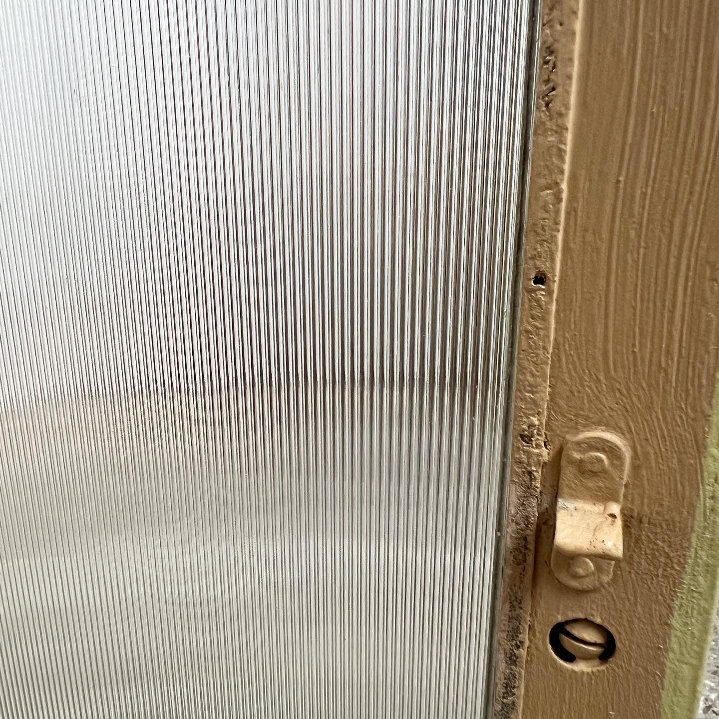 Wall-mounted pharmacy toilet cabinet 1 door