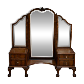 Walnut dressing table, Chippendale style, England – 1930