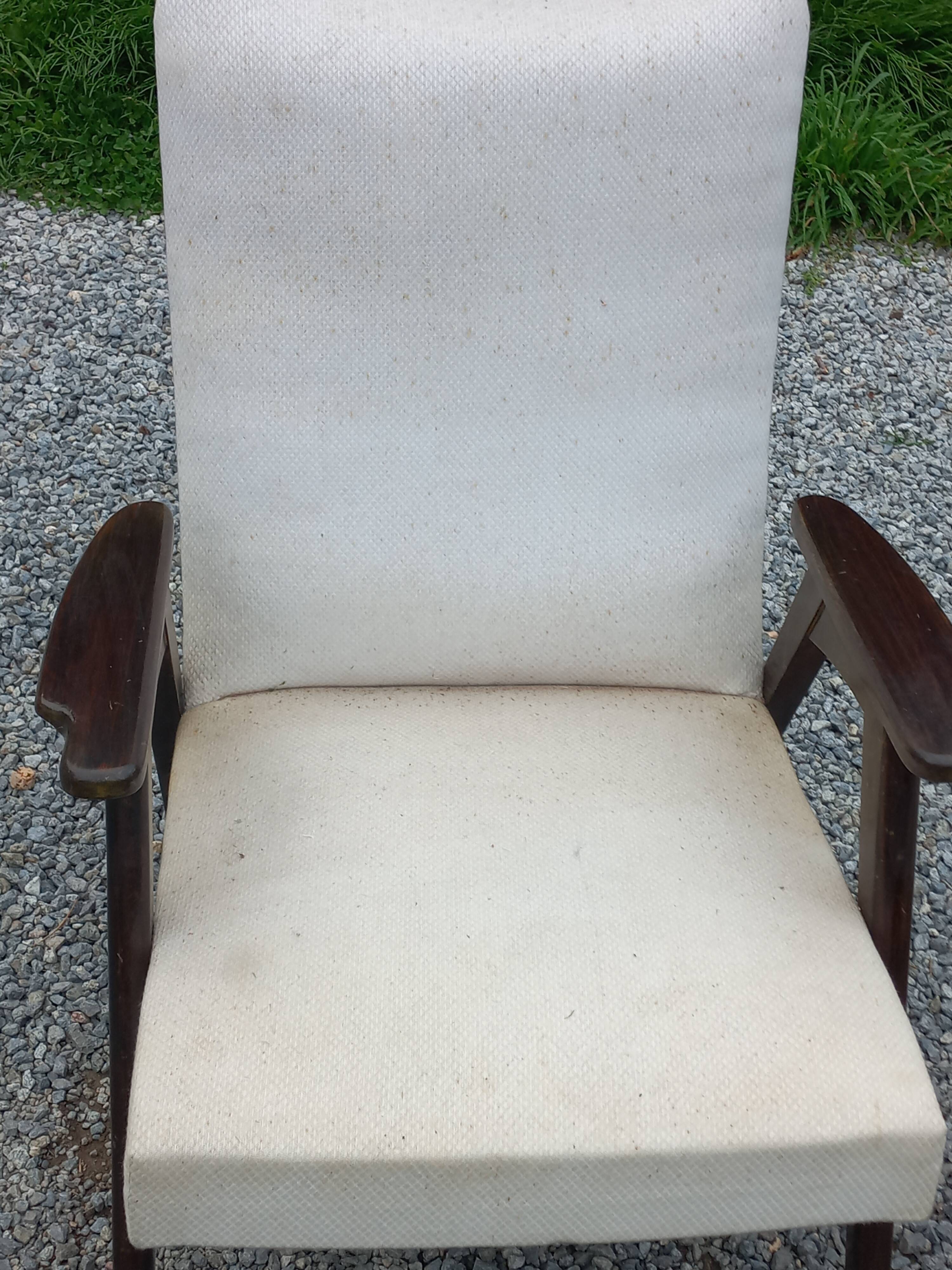 Pair of Scandinavian-style armchairs with splayed legs from the 1950s