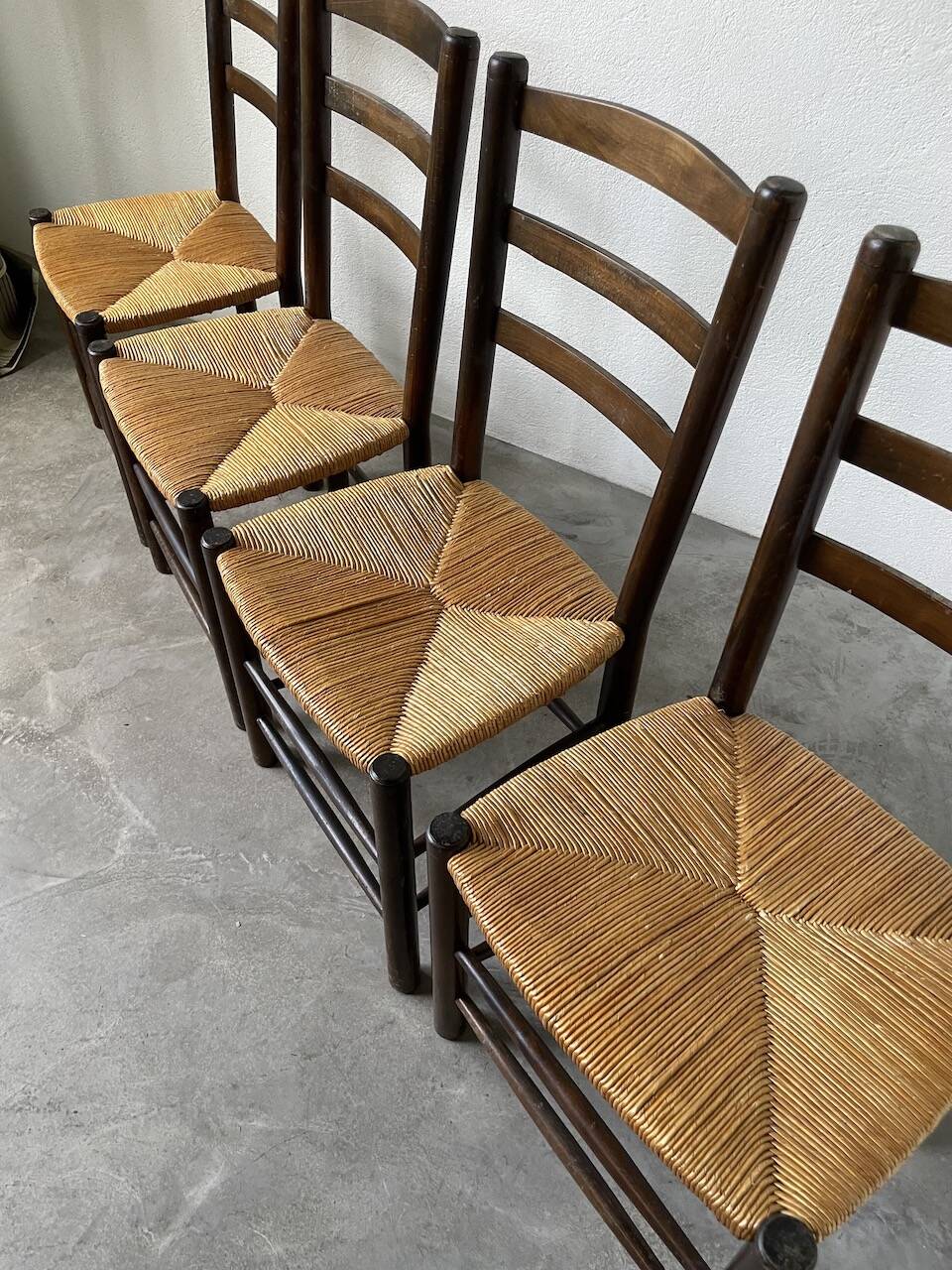 Set of 4 straw chairs from the 50s Dudouyt