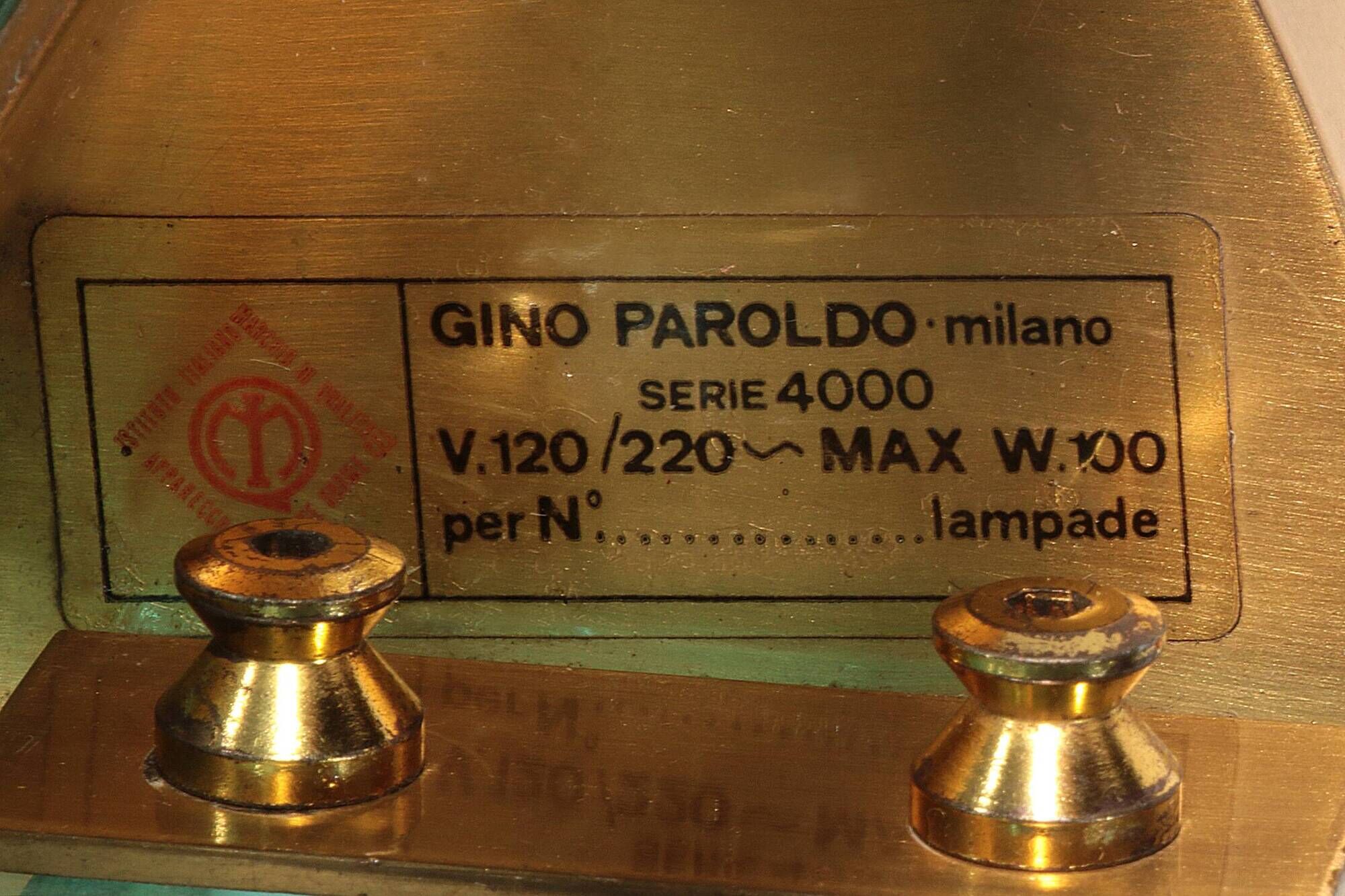 Lampe de table en verre ciselé et laiton par Gino Paroldo pour Dinodei, années 1960