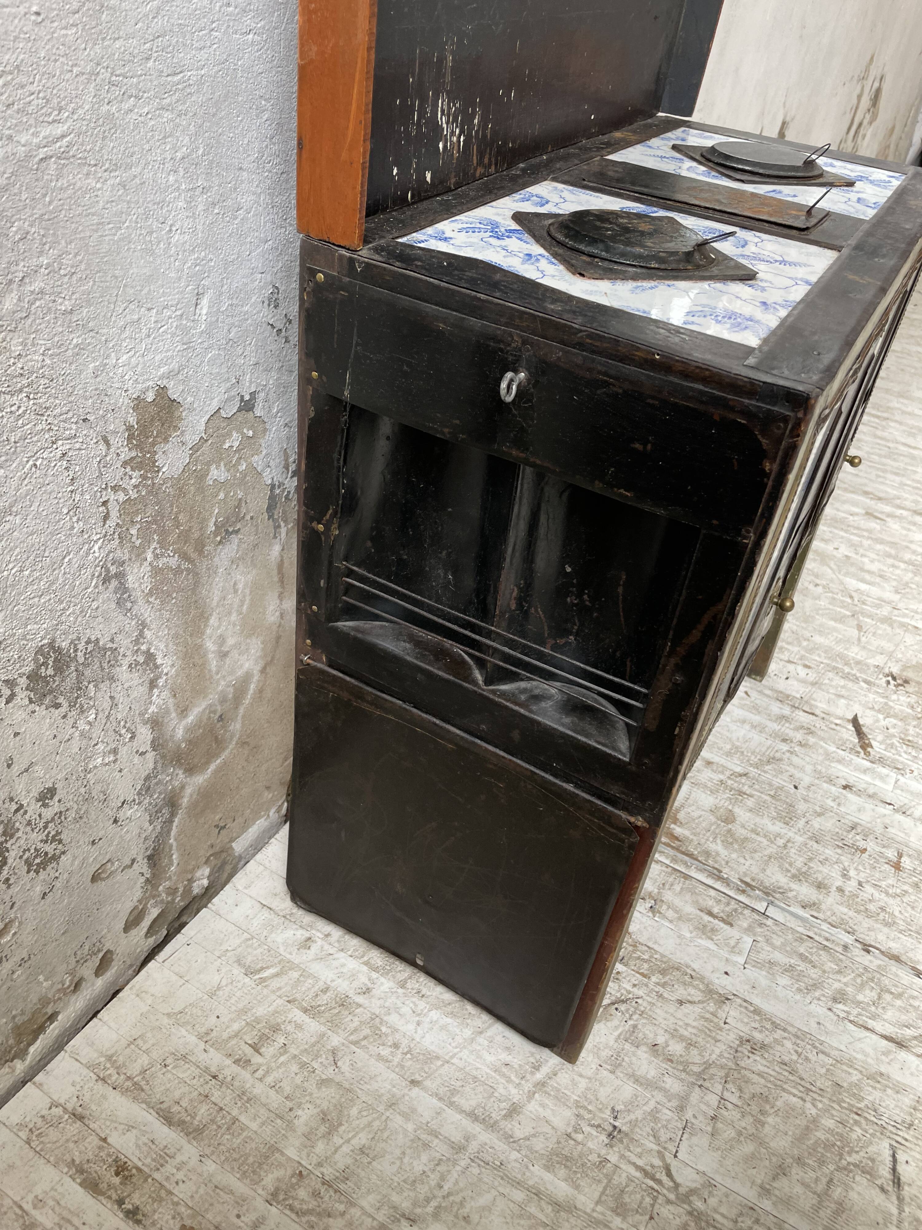 Children's toy stove antique