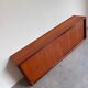 Basse vintage danoise en teck sur plinthe