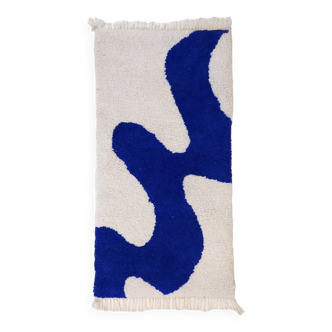 Carpet - White and Royal Blue