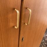 2-door boarding cabinet