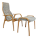 Fauteuil vintage Swedese Lamino et repose-pieds en peau de mouton grise