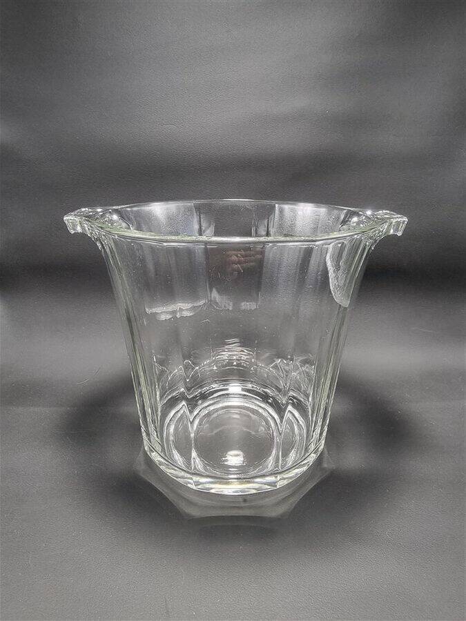 Champagne bucket