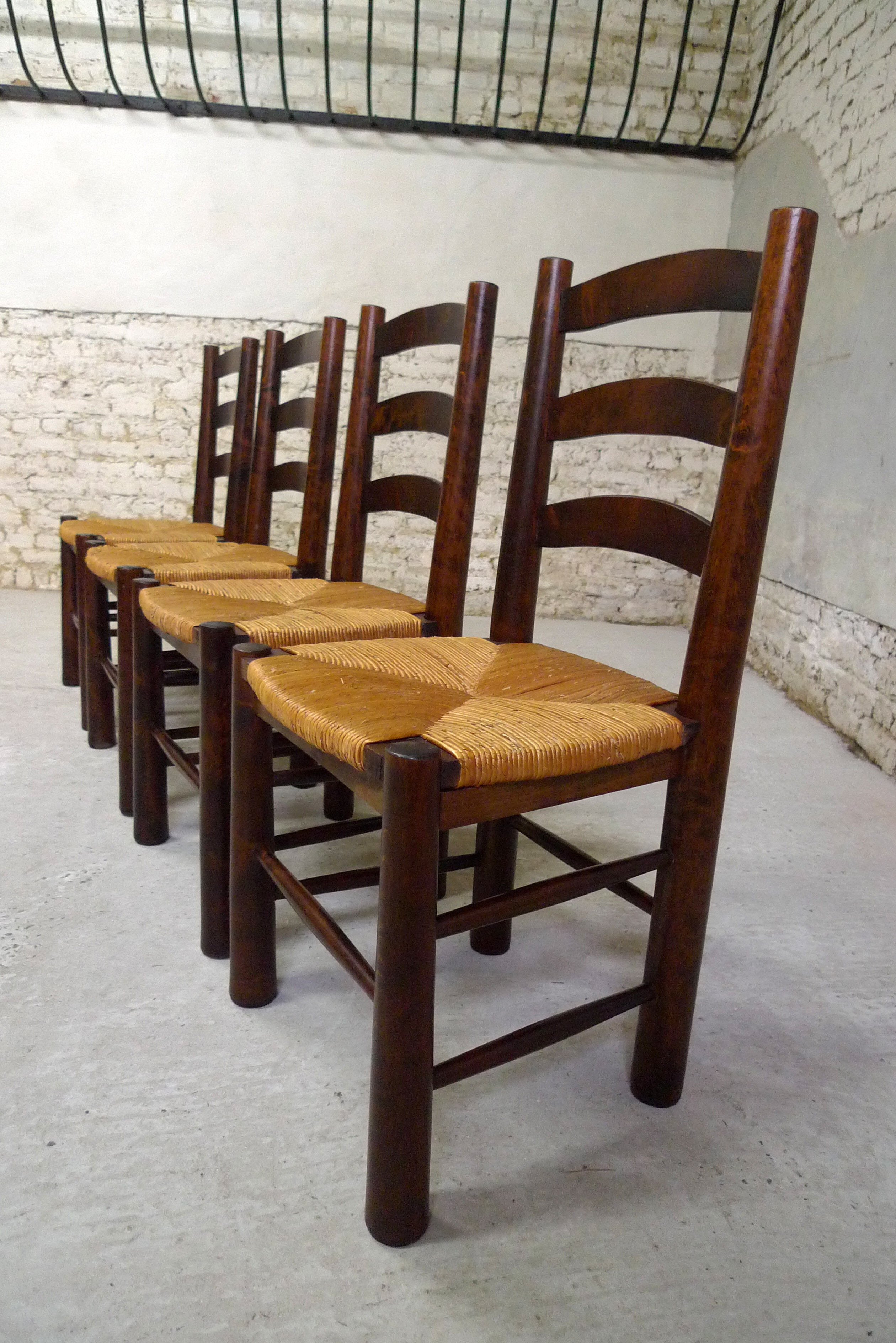Series of 4 wooden chairs and straw