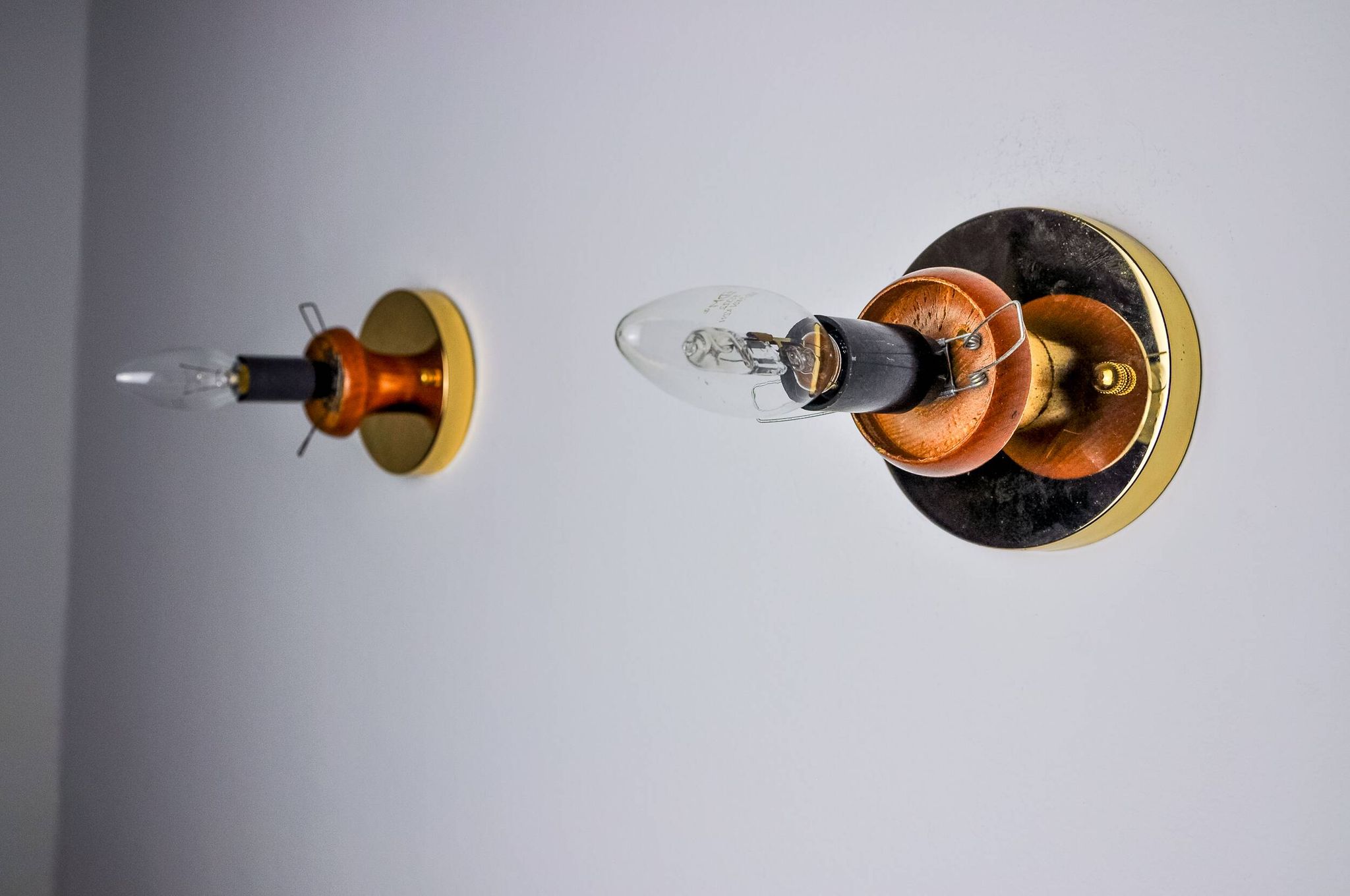 Pair of “cocoon” wall lights, Italy, 1970