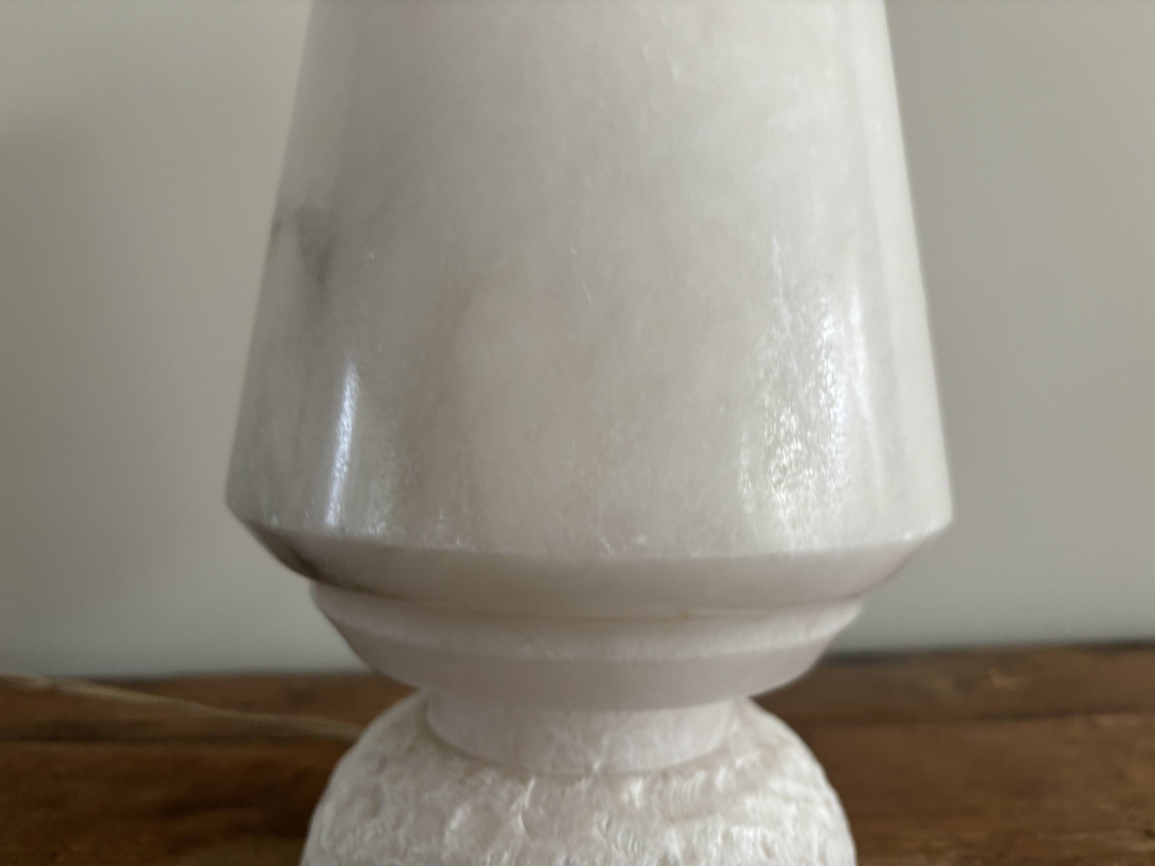 Vintage table lamp alabaster lamp, Italy 1960 minimalist