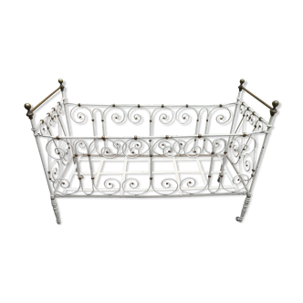 Wrought iron child seat