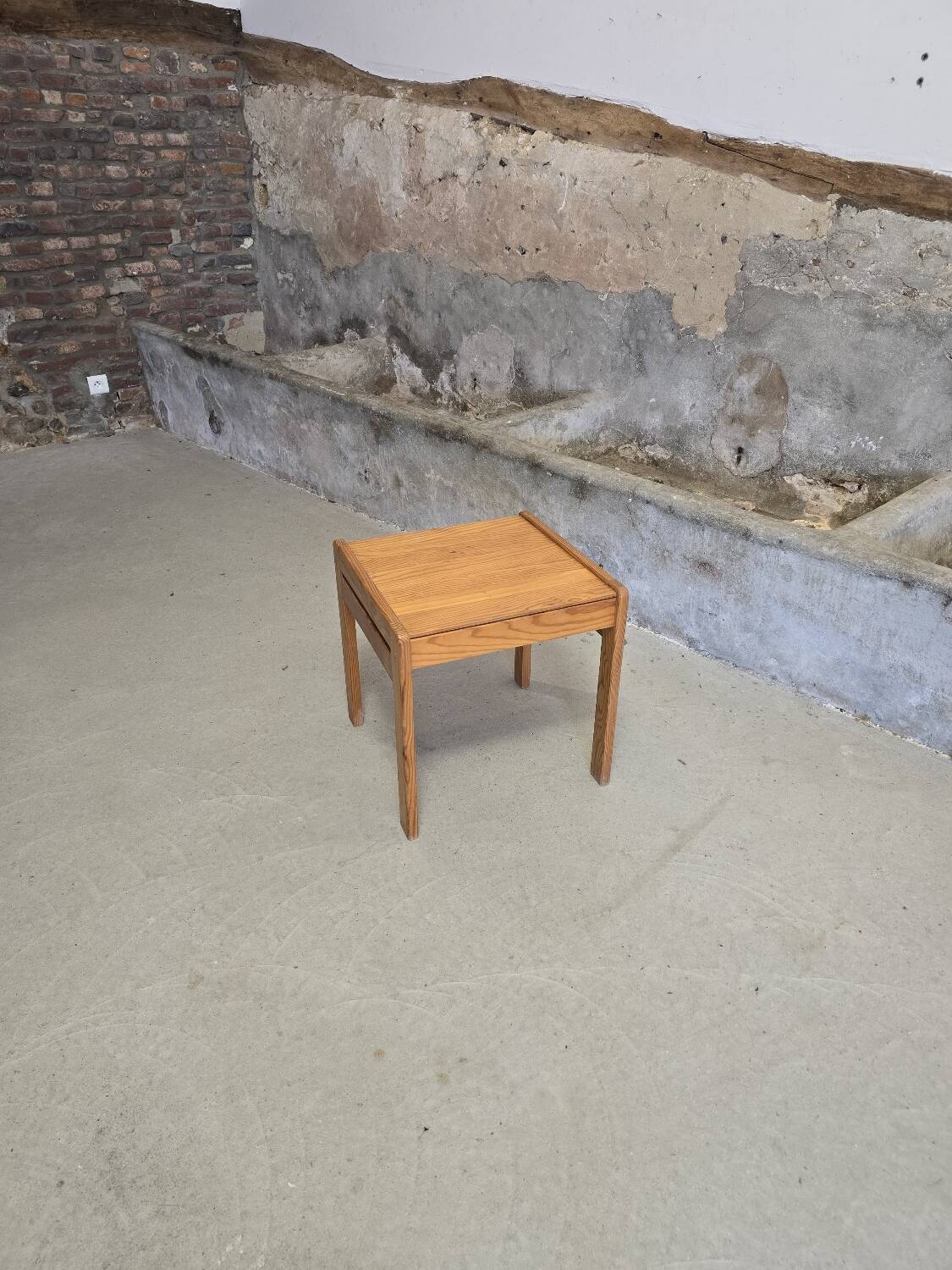 Coffee table, small pine side table 1970