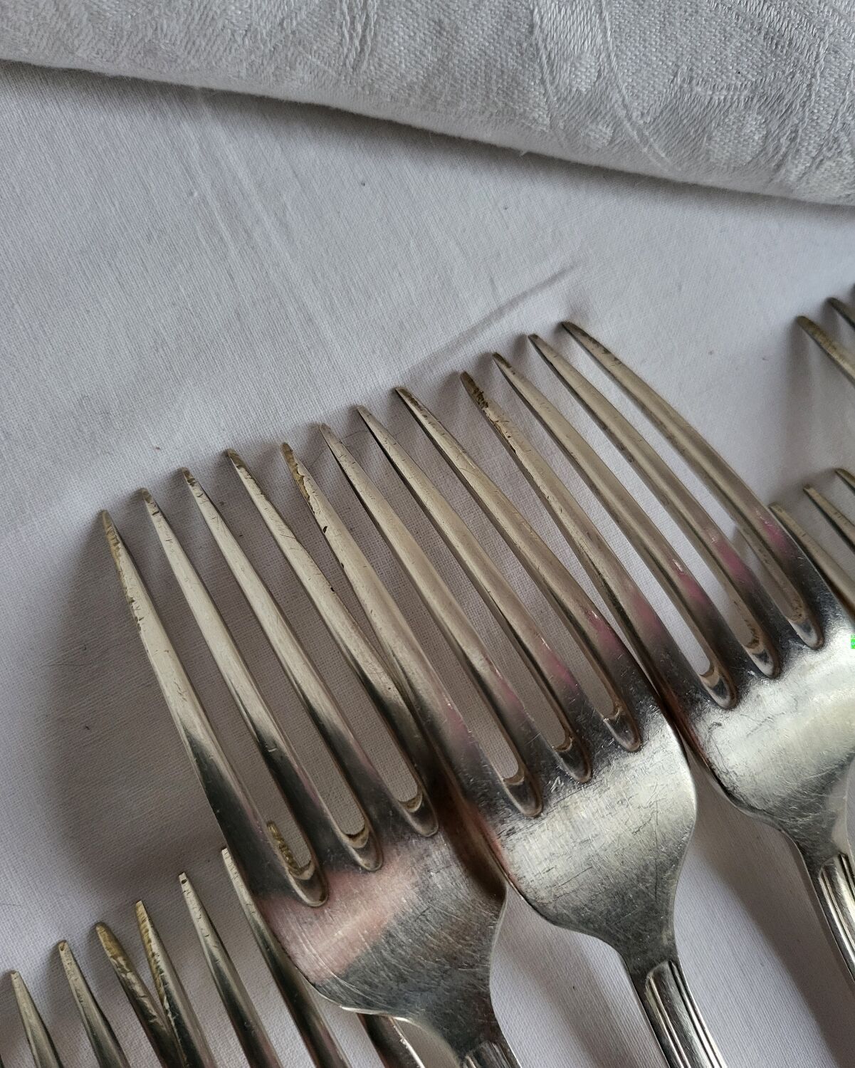 12 silver-plated table forks Manufrance