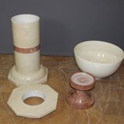 Colonne et sa vasque en marbre et céramique vers 1980