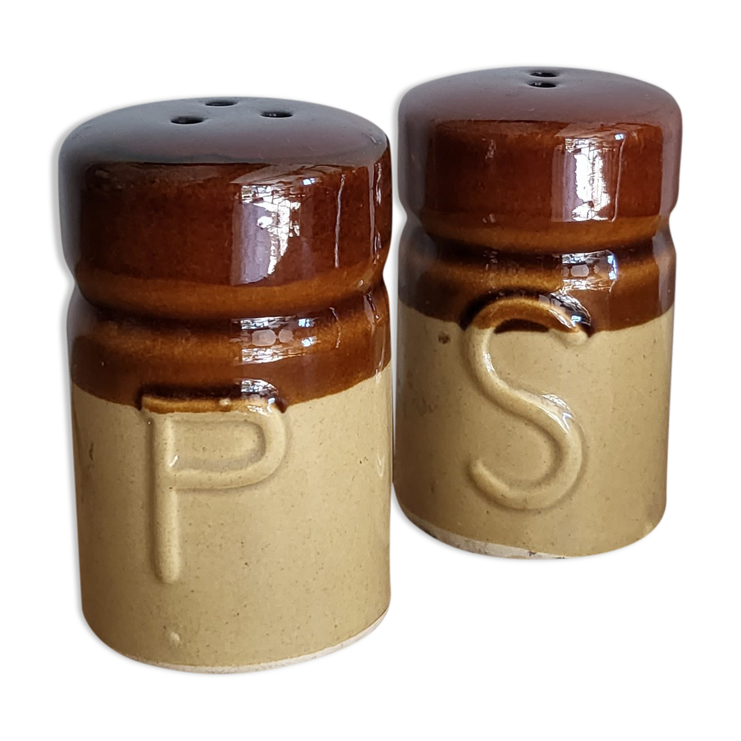 Salt and pepper service
