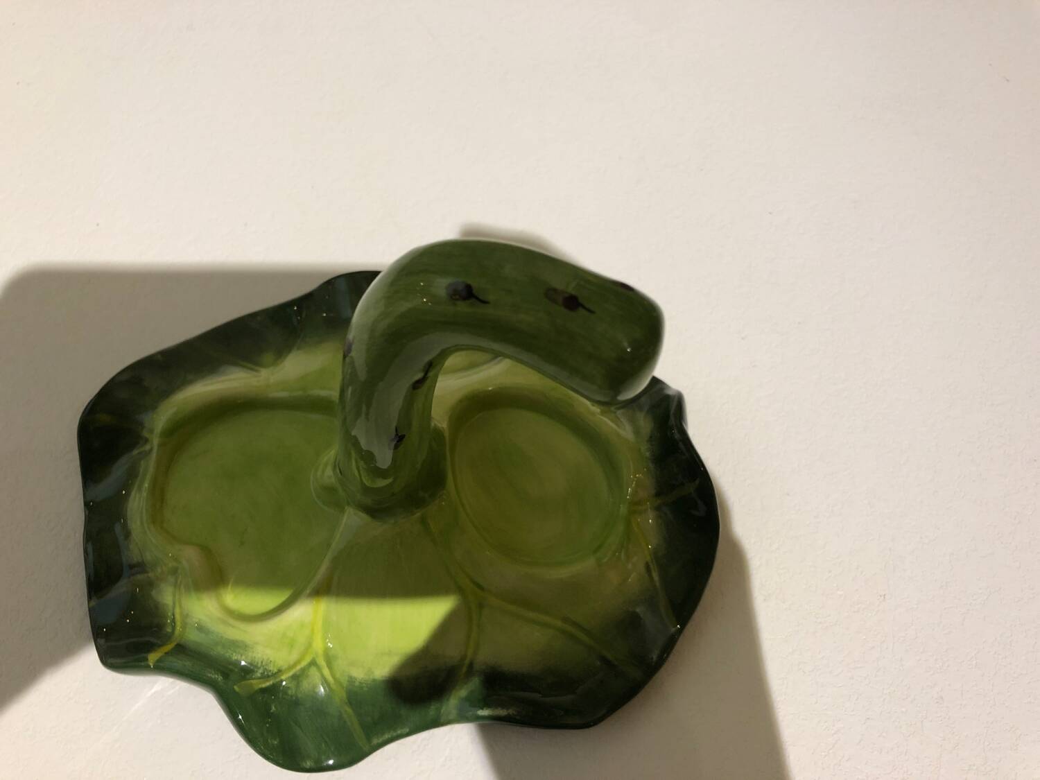 Frog salt and pepper shakers