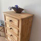 English chest of drawers in pine