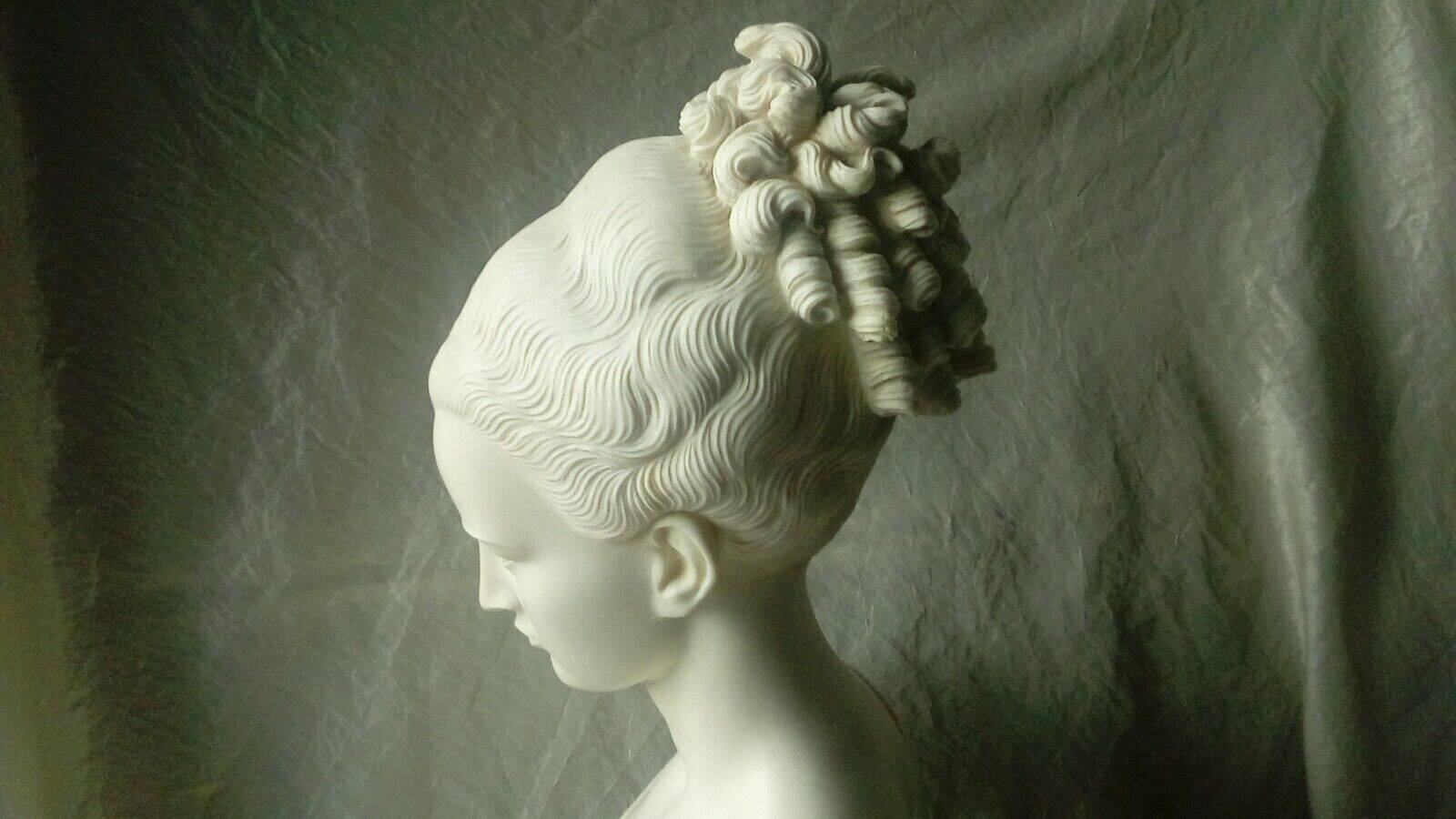 Bust of Josephine de Beauharnais in marble powder, marble base, A.Giannelli