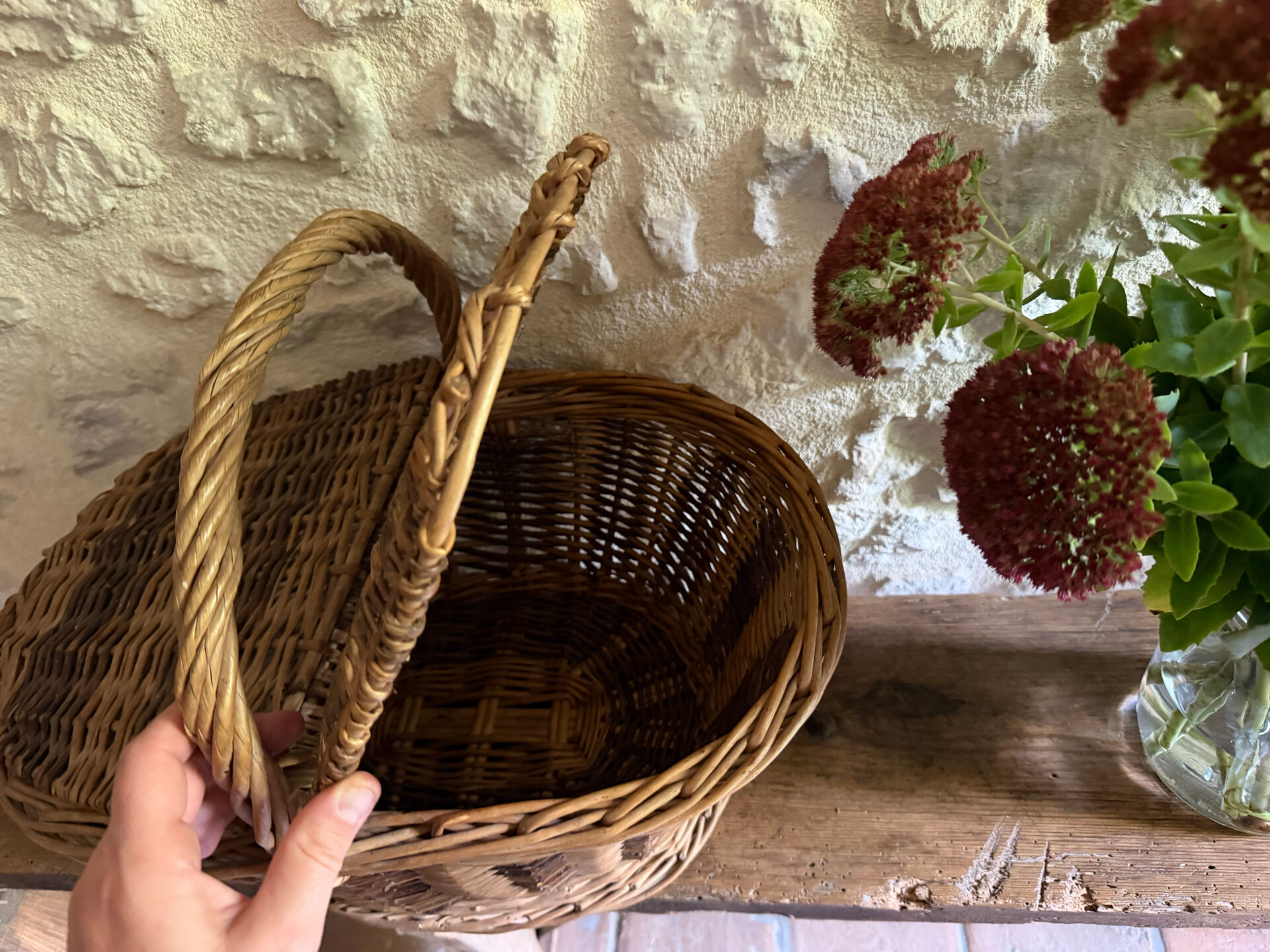 Panier en osier ancien avec couvercle