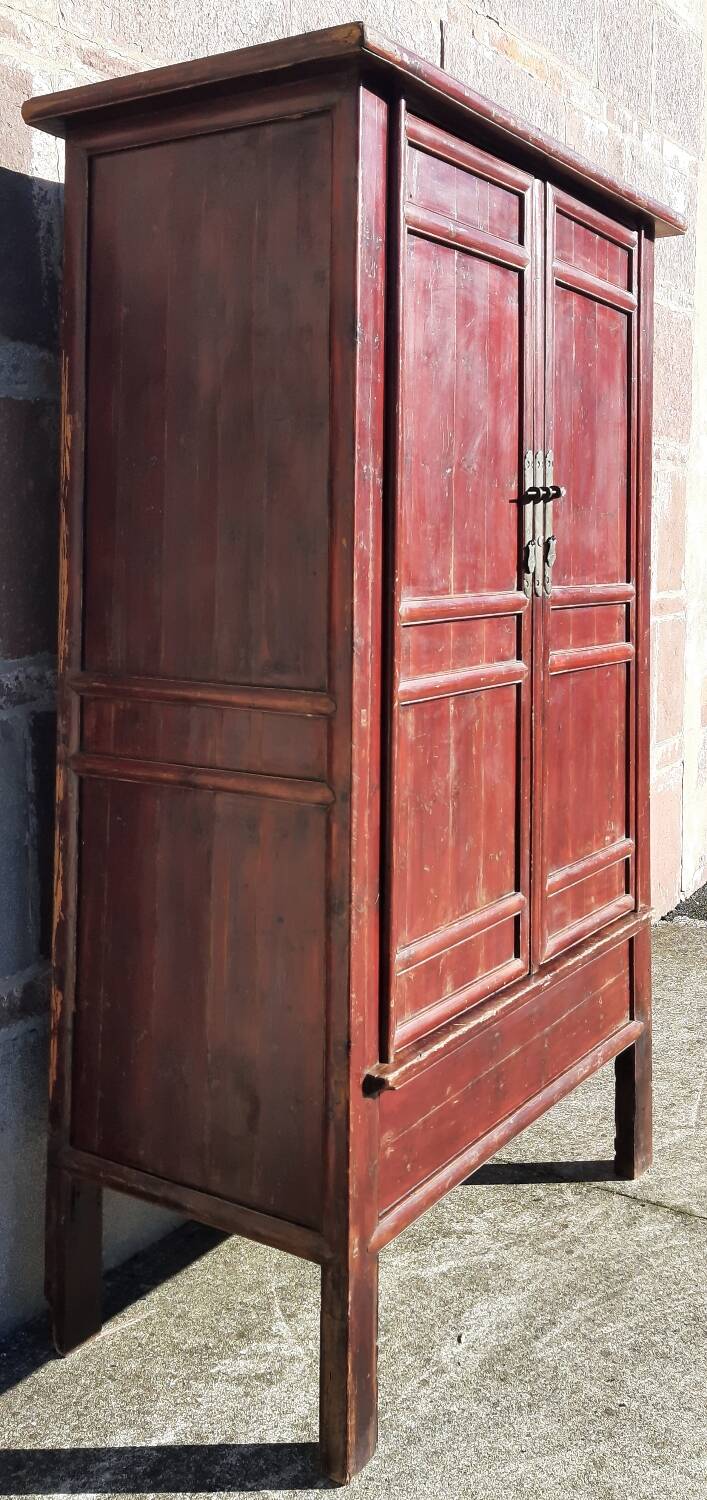 19th-century Chinese wardrobe (Height 2.6m)