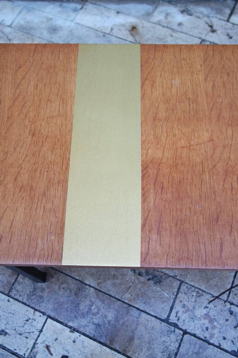 Table goes up and down