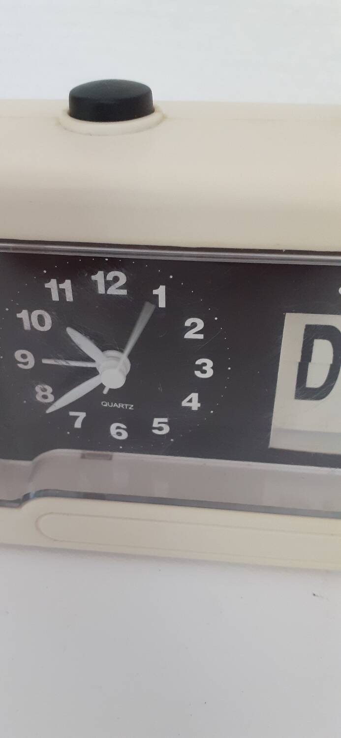 Alarm clock and perpetual calendar 70's