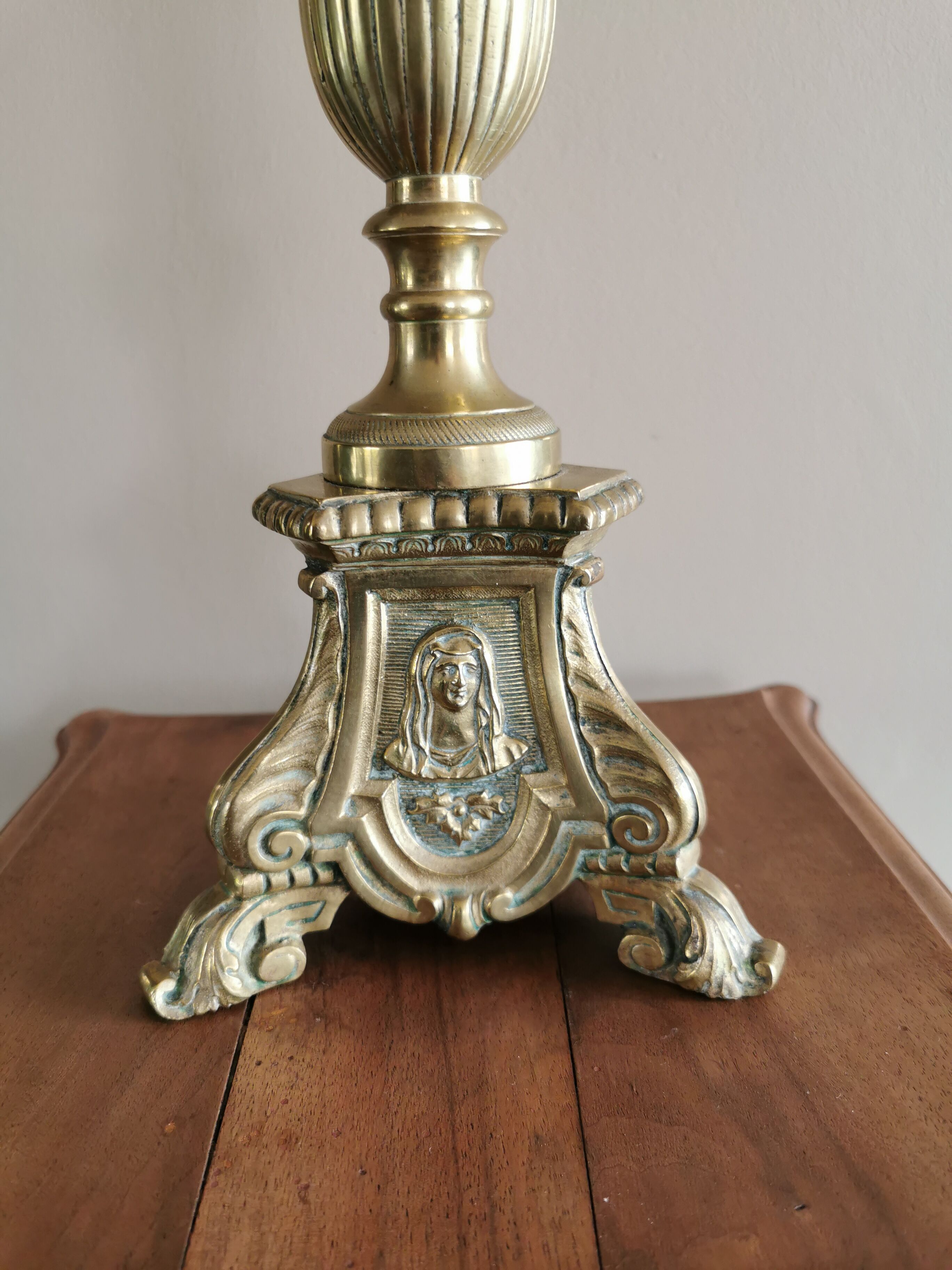 Brass tube lamp foot
